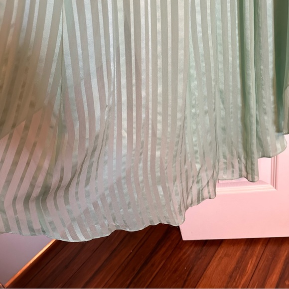 BCBG Strapless Maxazria Formal Dress Women’s Size 4 - Picture 4 of 8